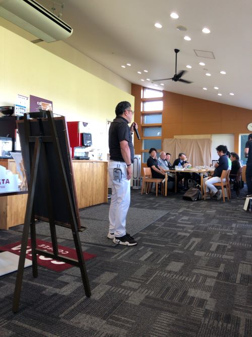 安部社長挨拶風景