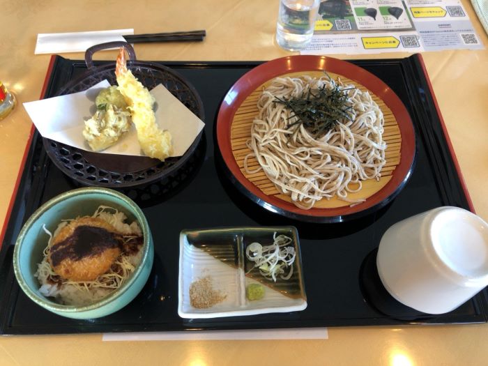 お昼ごはん