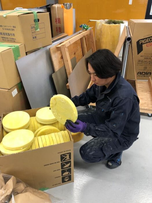 志田さん作業中写真